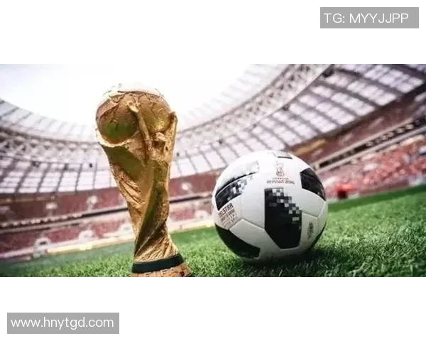 从贫民窟到绿茵场足球明星的奋斗与荣耀之路